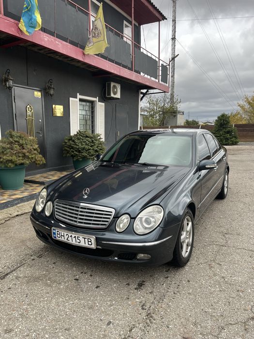 Mercedes-Benz W211 2.2 CDI