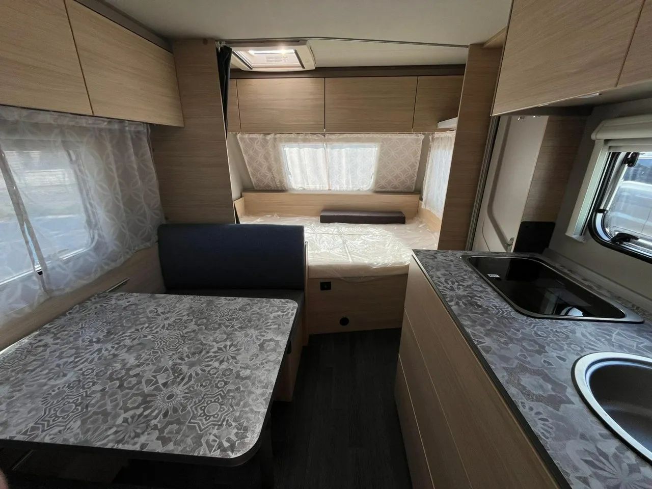 Weinsberg 500QDK  2024, 6-osobowa, Klima, Solary, Mover, nowa przyczepa, Cesja leasingu