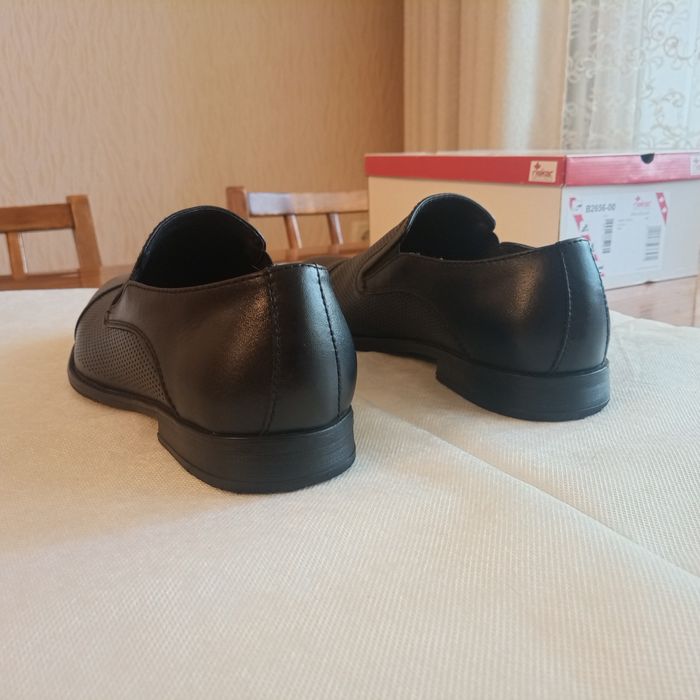 Продам чоловічі туфлі Rieker