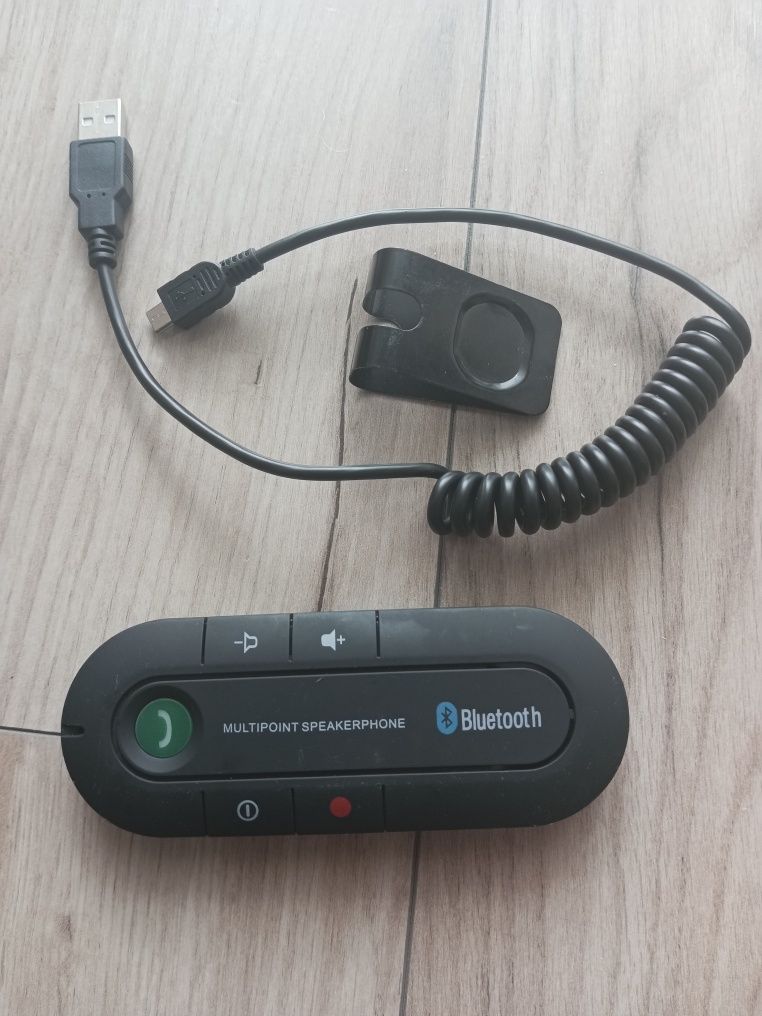 Zestaw głośnomówiący bluetooth do samochodu