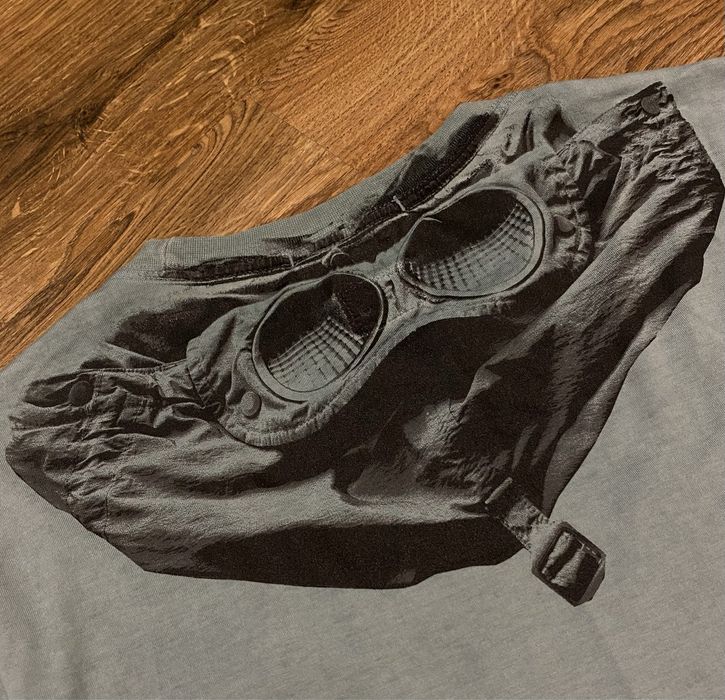 CP Company Big Logo T-Shirt СиПи Компани футболка капюшон с линзами