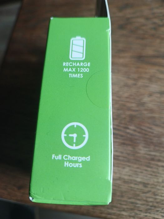 Sprzedam kpl. 2szt akumulatorków R20 ładowane USB-C 1.5V