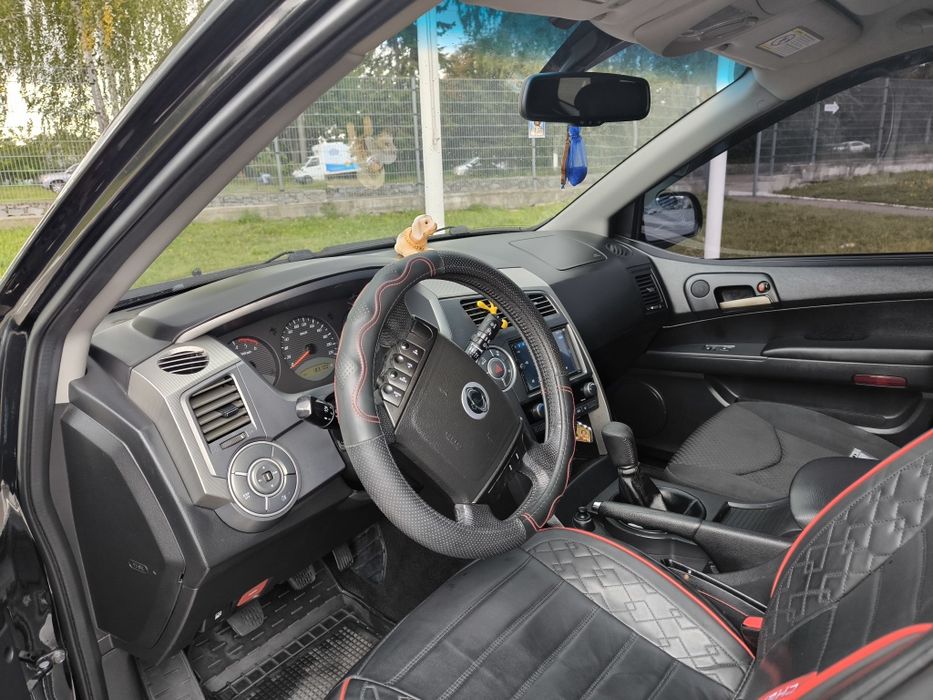 Продається надійний рамний позашляховик SsangYong Kyron 2013 року