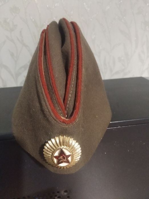 Пилотка офицерская с кокардой