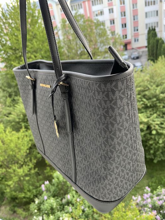 Сумка шопер Michael Kors Jet Set travel, монограм