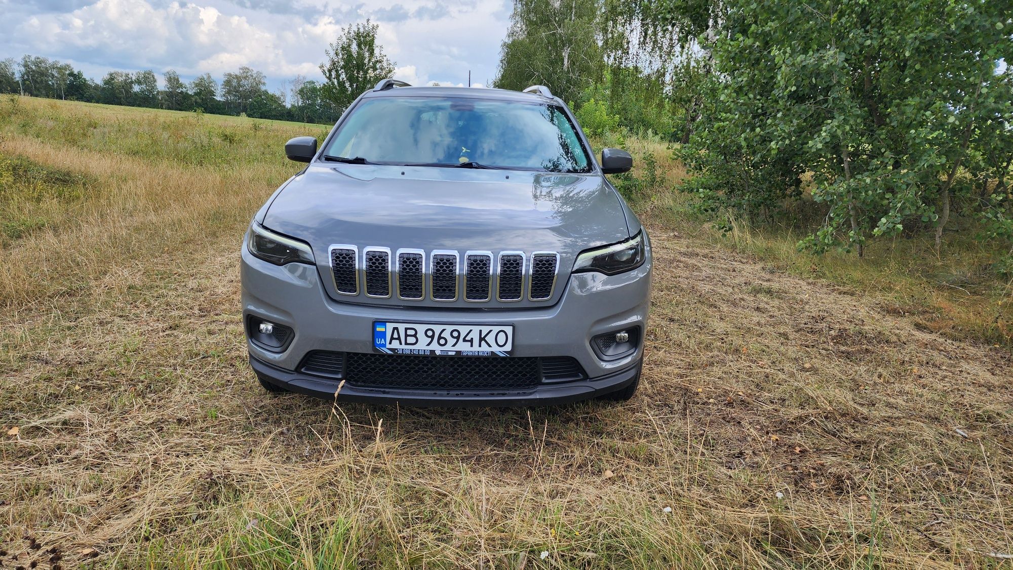 Jeep Cherokee 2019 latitude plus 3,2 4*4 gray