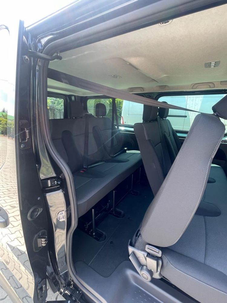 Wynajem Bus’a Renault Trafic Long 9-osobowy !Bez limitów kilometrów!