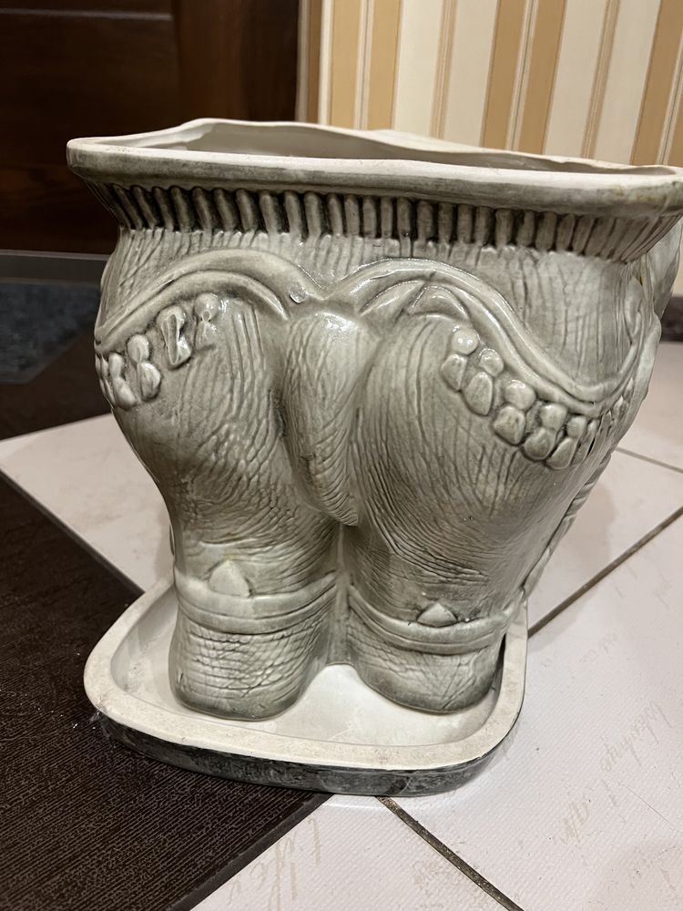 Керамічний вазон Слон