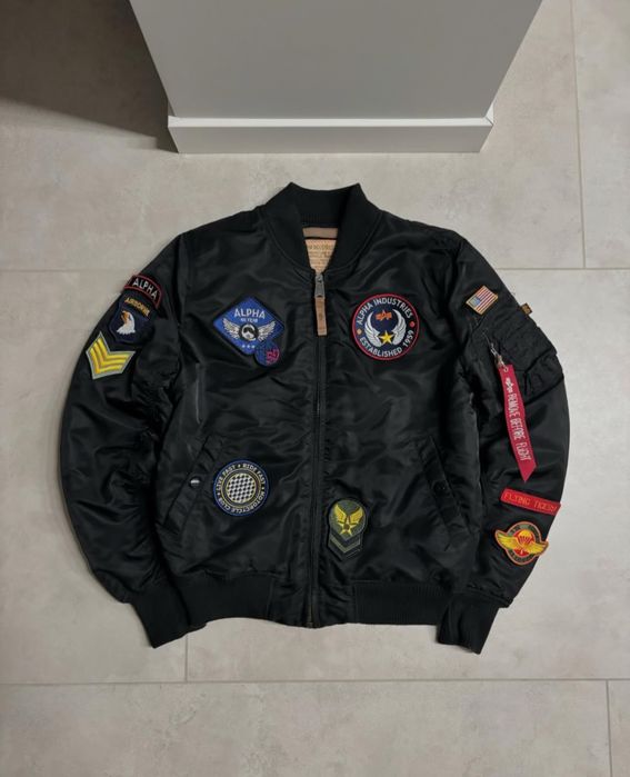 Куртка бомбер alpha industries