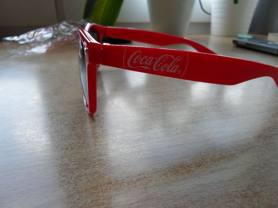 Okulary przeciwsłoneczne Coca-Cola~nowe~