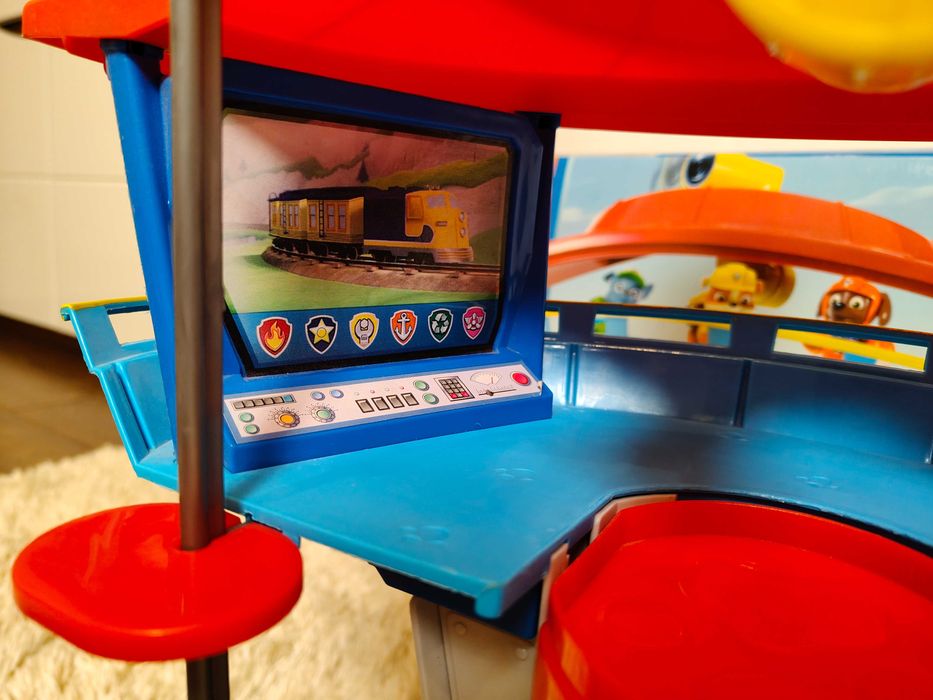 Psi patrol baza z dźwiękiem kompletna i sprawna