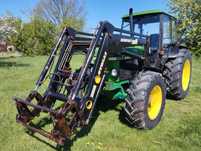 Ciągnik rolniczy John Deere 2250  z ładowaczem, Bardzo Dobry, oryginał