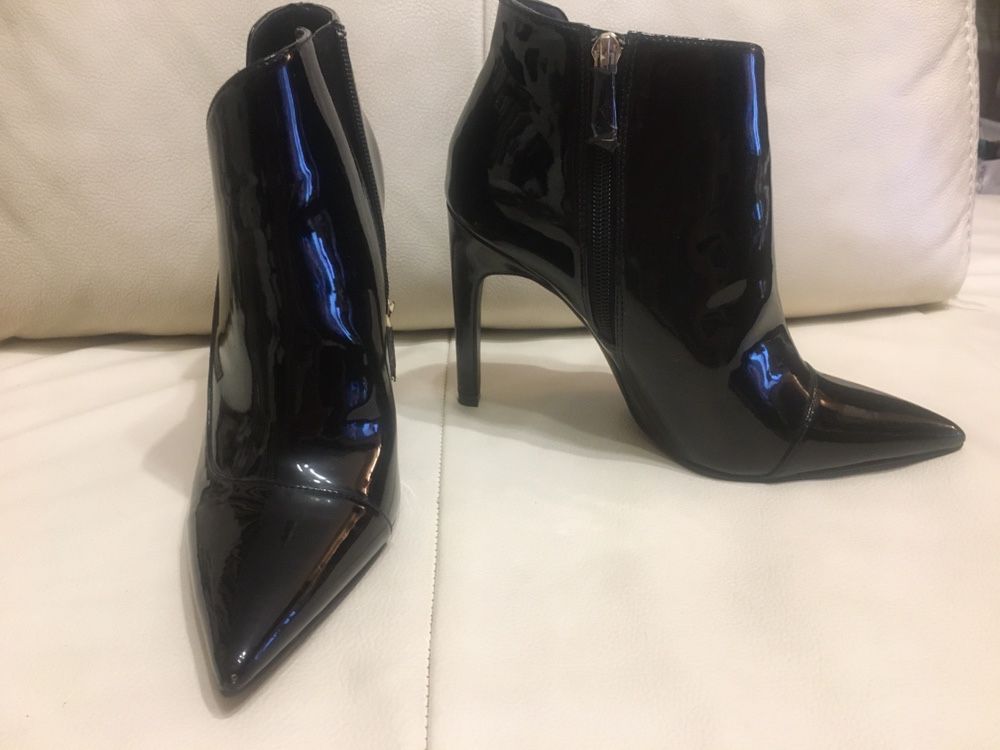 Botki lakierowane ZARA rozmiar 38