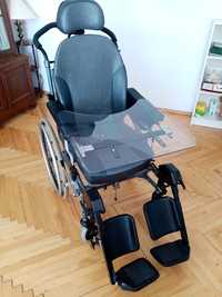 Sprzedam wielofunkcyjny wózek inwalidzki Handicare Cirrus 4