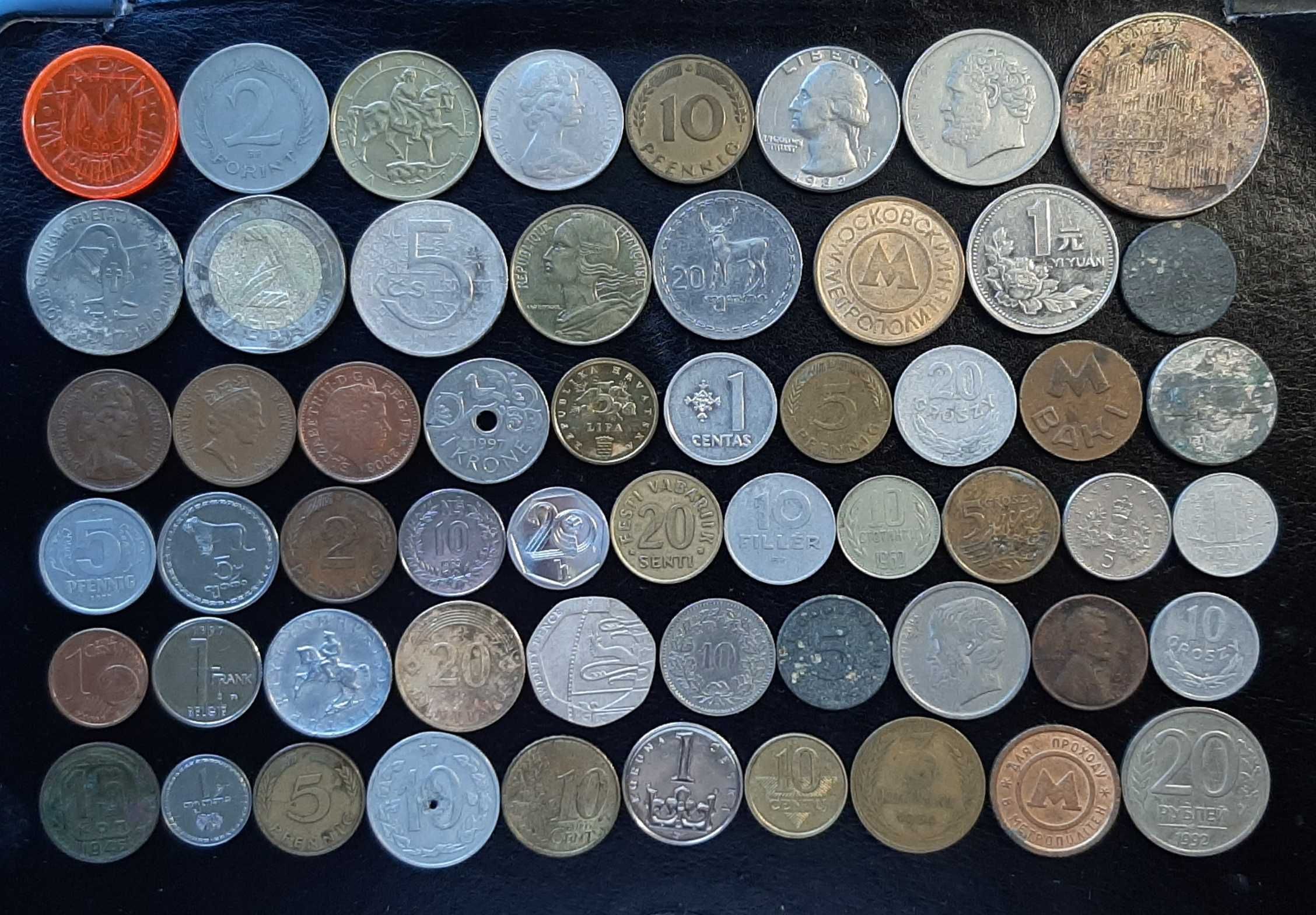 Монеты мира без повторов 57 шт (цена за все)