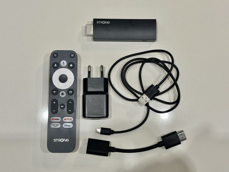 Google STRONG TV Stick – Como Novo + Acessórios