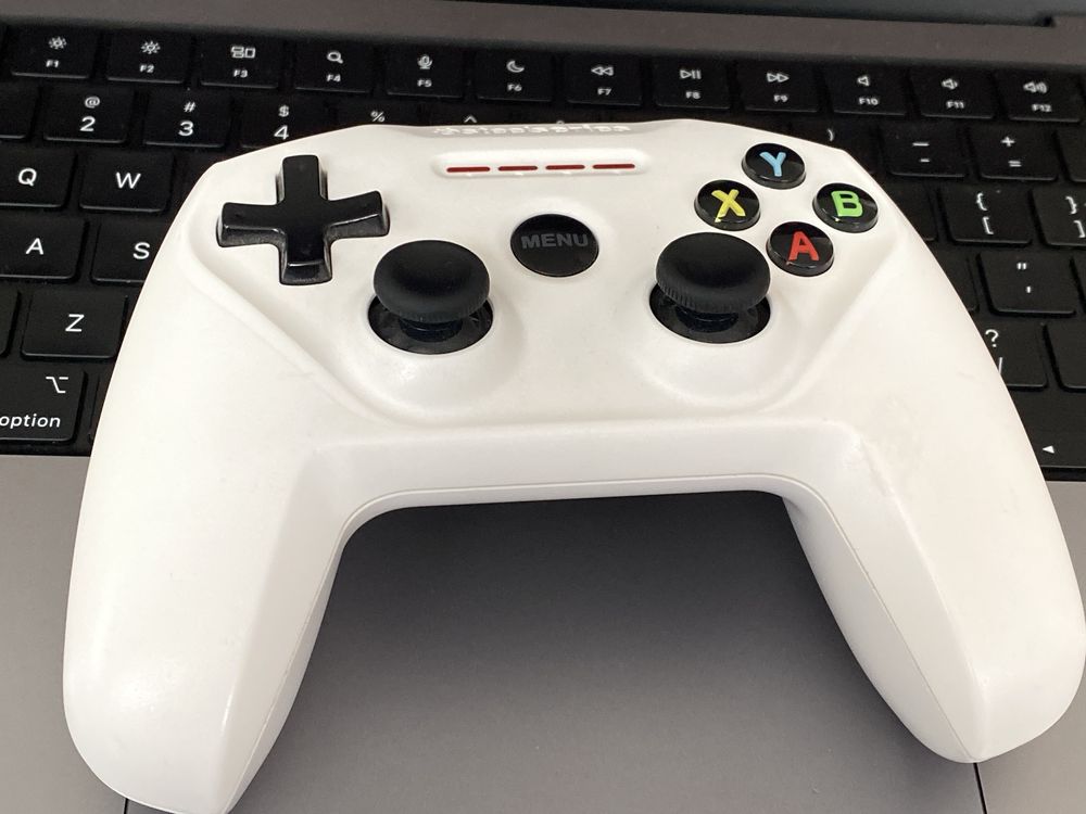 Stellseries Nimbus Gamepad