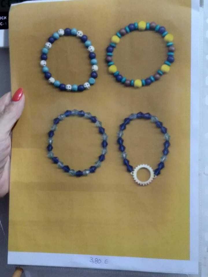 bijutarias pulseiras e colares