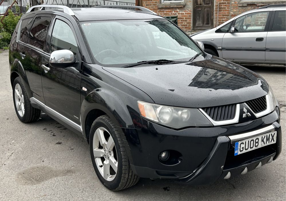 Mitsubishi Outlander xl 2008 повний привід праве кермо в Україні