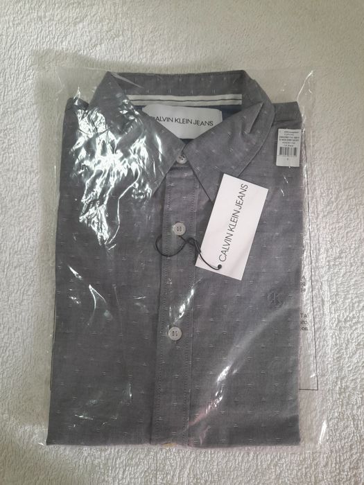 Camisa Cinzenta Calvin Klein Jeans