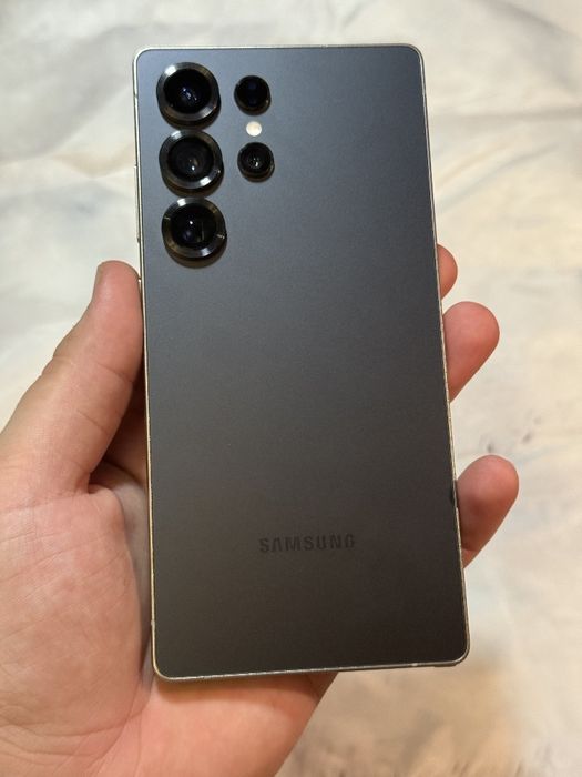 Samsung s25 ultra 256gb. Стан нового!