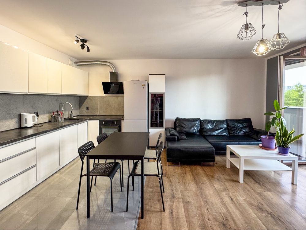 Odświeżone 3-pokojowe mieszkanie | Sołtysowska | 63 m2 | Pets Friendly