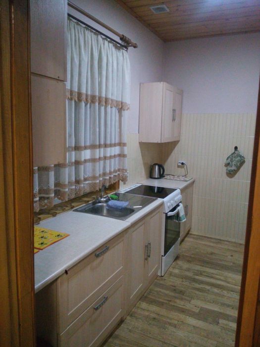 Дом у Ясіня. 5 кімнат.