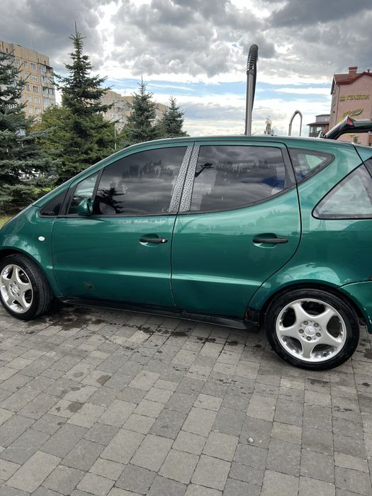 Мерседес А 140 1,4 бензин