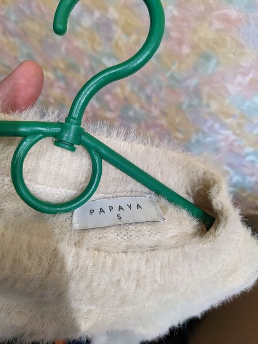 Кофта пухнаста та м'яка