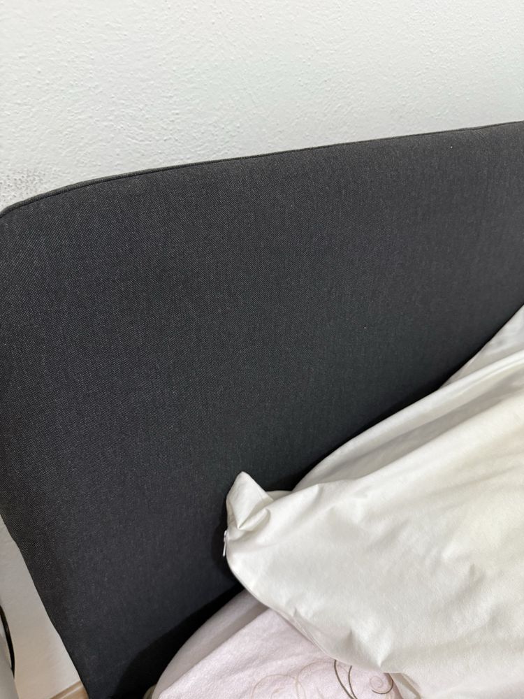 Cama de Solteiro + Colchão + Mesa de Cabeceira + Candeeiro