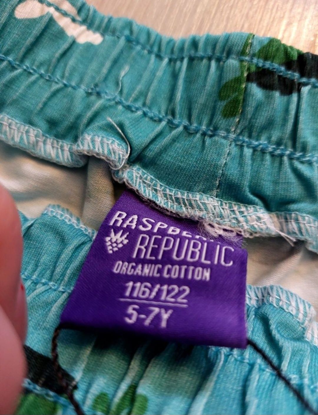 Nowe szorty Raspberry Republic rozm. 116/122, jabłuszka