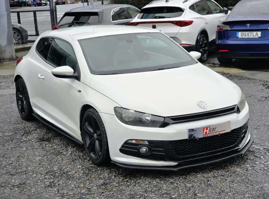 VOLKSWAGEN SCIROCCO R-LINE 2.0TDI 140CV "LOOK R"