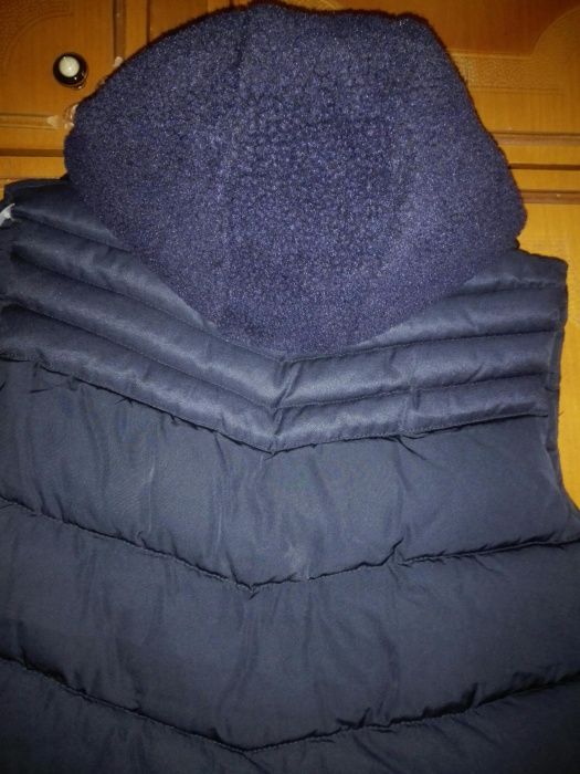 Жилет новый фирмы Nexc