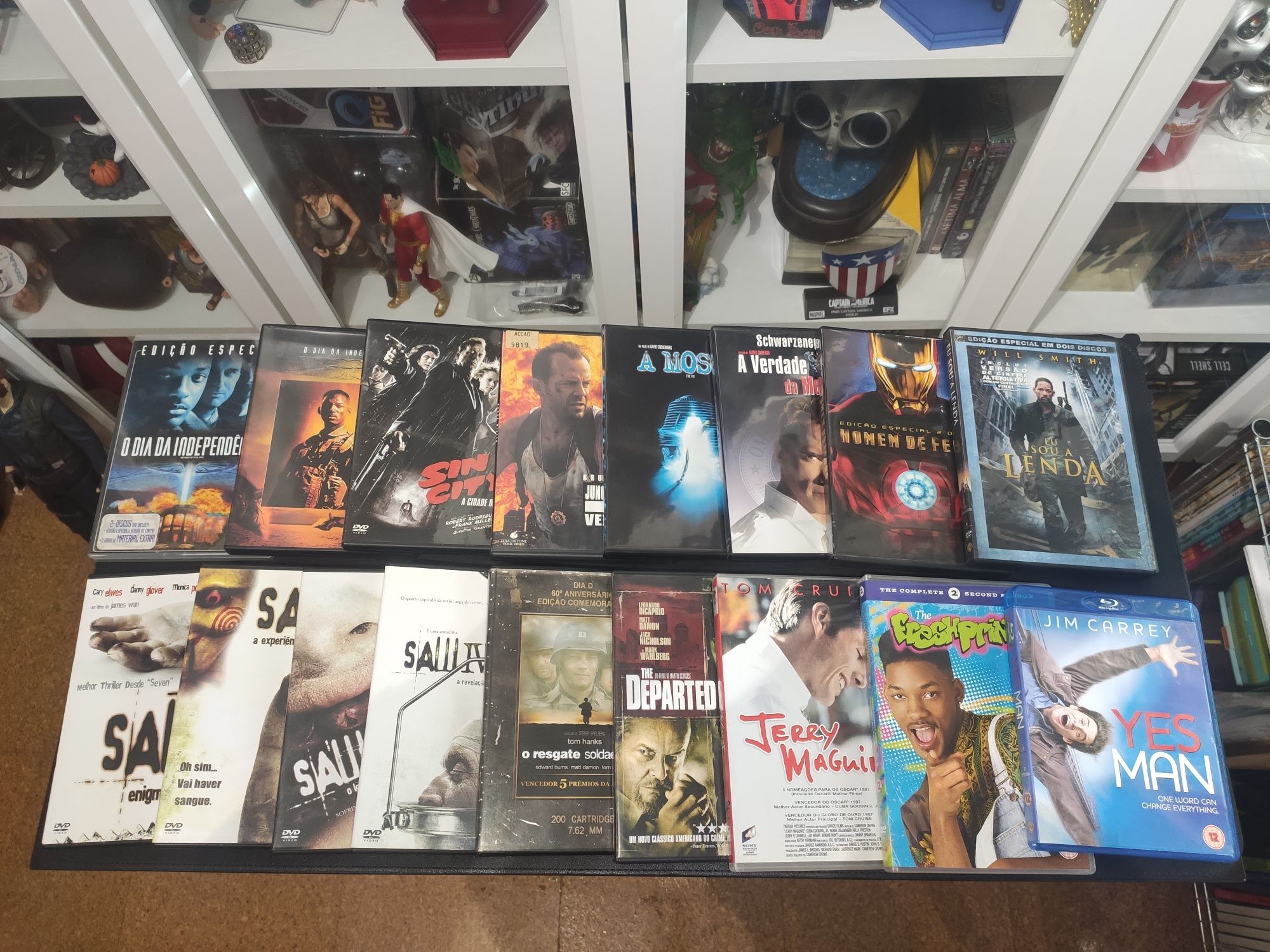 Lote de filmes e séries em DVD e blu-ray