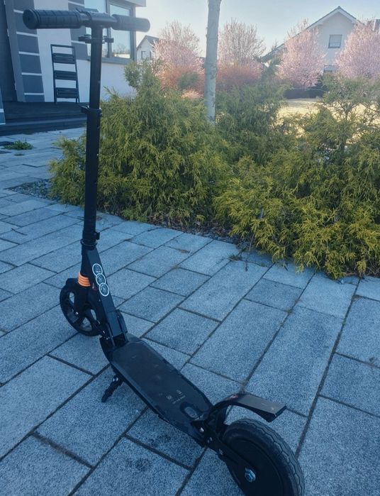 Elektryczna hulajnoga