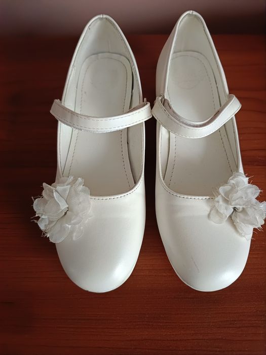 Buty komunijne rozm 36