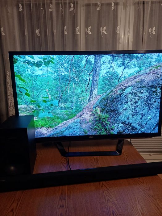 Telewizor LG 47LA620S full HD 1920x1080 wifi / stan DOBRY