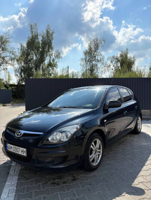 Hyundai  i30 2009 року