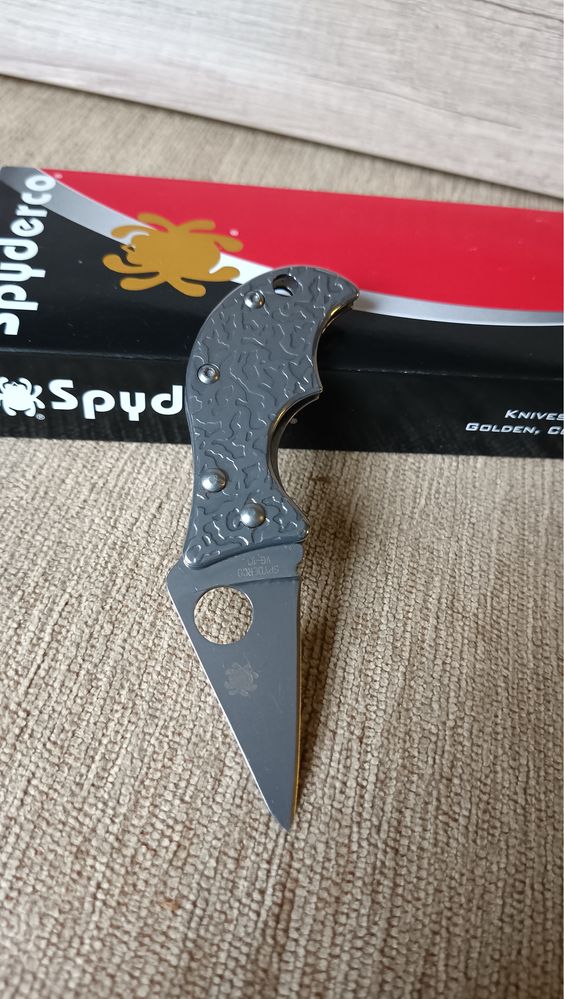 Spyderco Spin VG-10 Discontinued. Оригінал