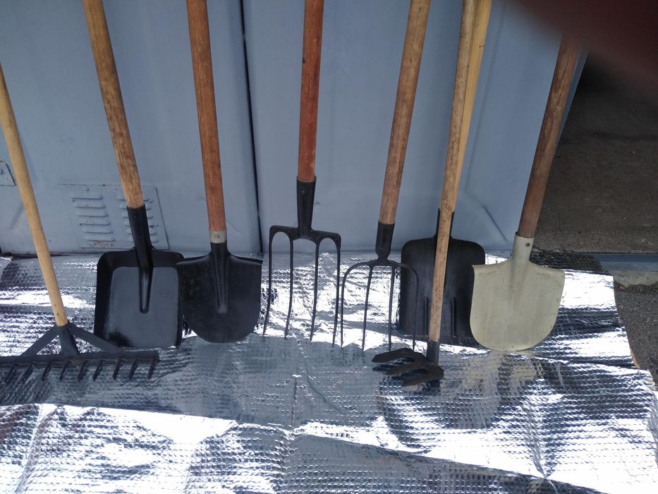 Інвентар для саду та городу