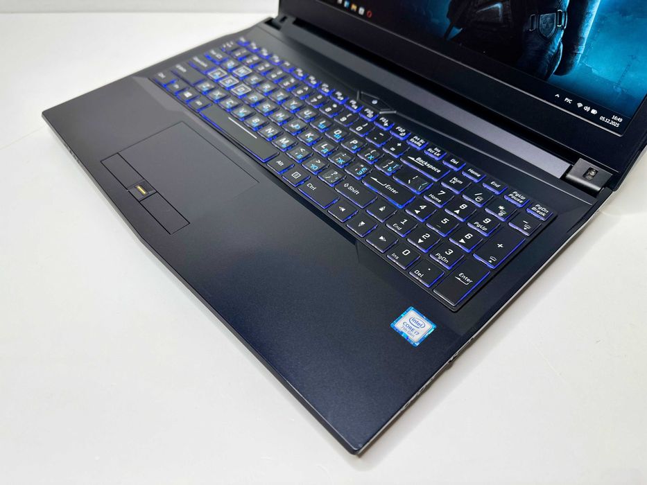 Ігровий Clevo N850EJ, i7-8750H, 16Gb, SSD256+500, GTX1050 4Gb, FHD IPS