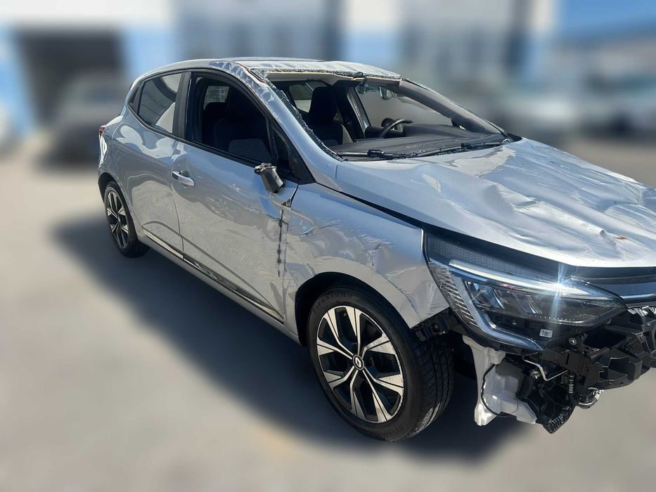 RENAULT Clio V 1.0 Tce LPG de 2023 Salvado