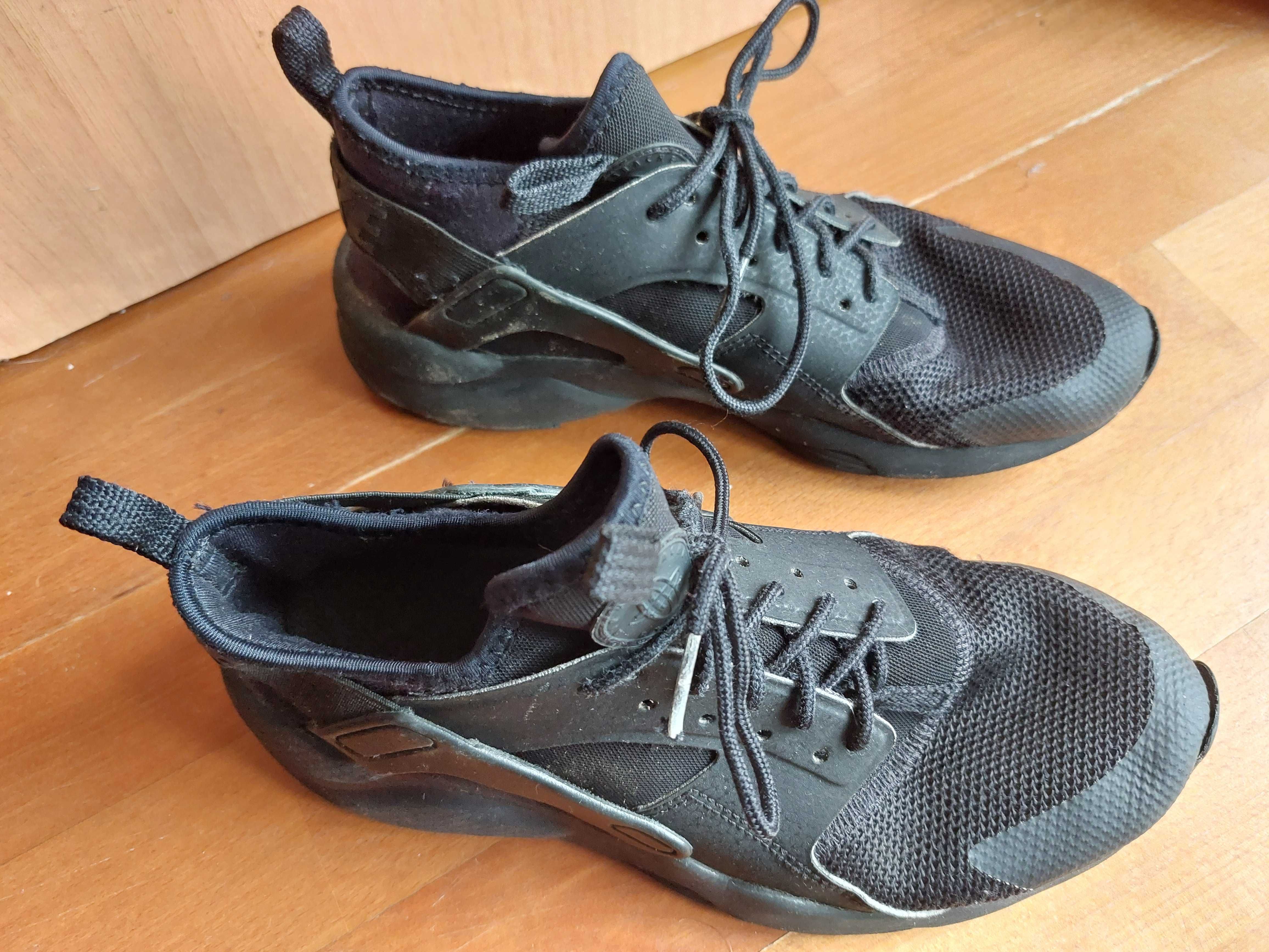 Ténis Nike Air 40 Pretos