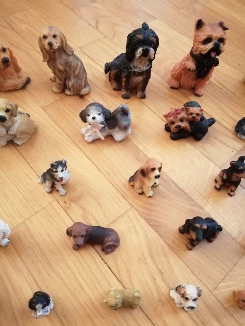 Figurki psów psy