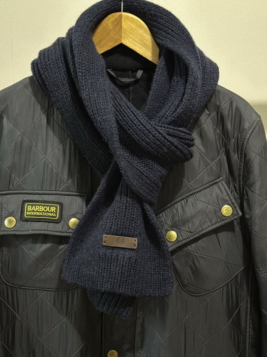 Шарф Fred Perry.