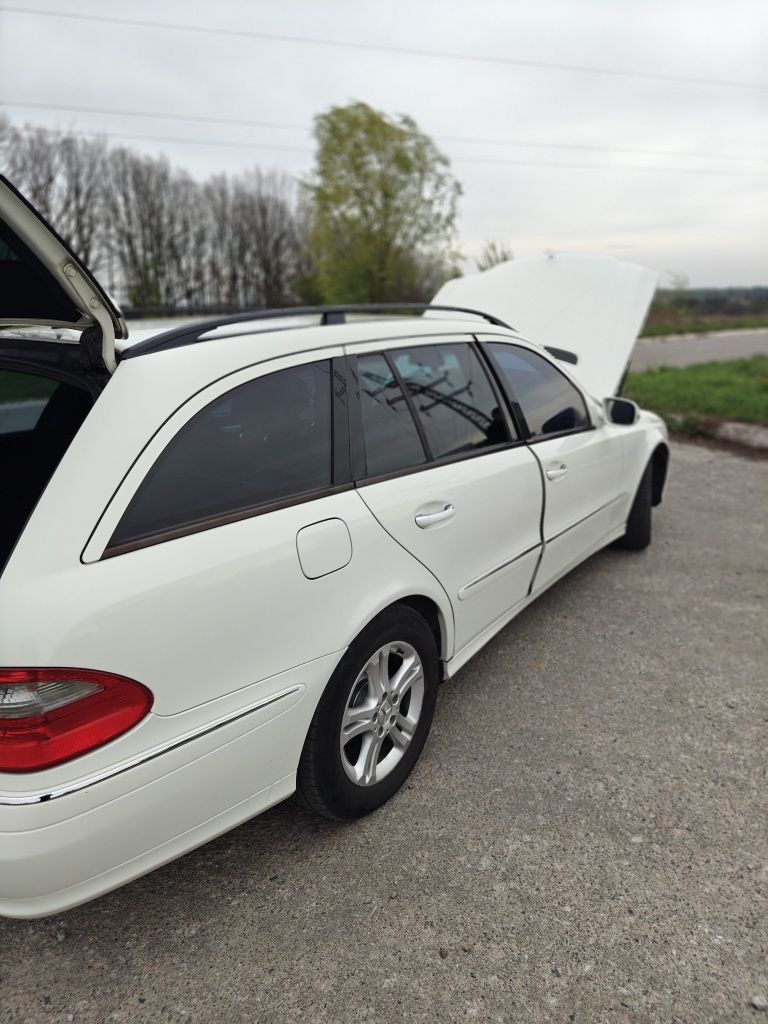 Mercedes Benz w211 2007 2,2 avtomat