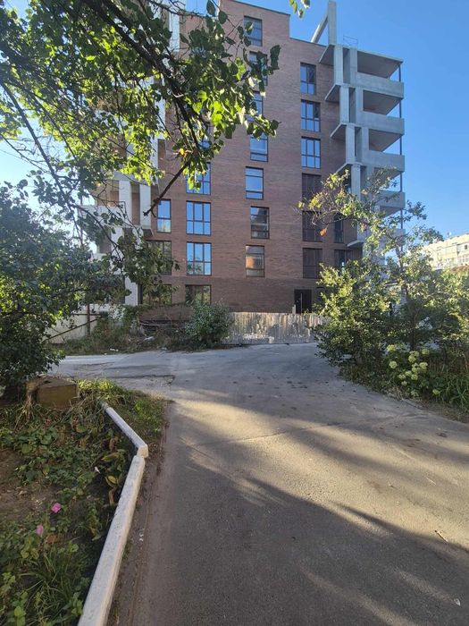 Продам 2-х.кім.ЖК"Кошерний" в центрі міста