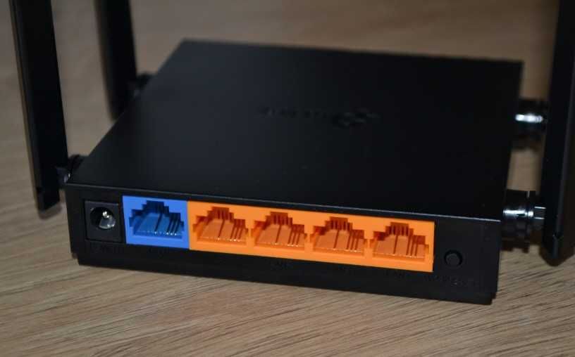 Роутер , маршрутизатор Wi Fi TpLink Archer С54