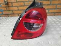 LAMPA PRAWA TYLNA RENAULT CLIO III HATCHBACK