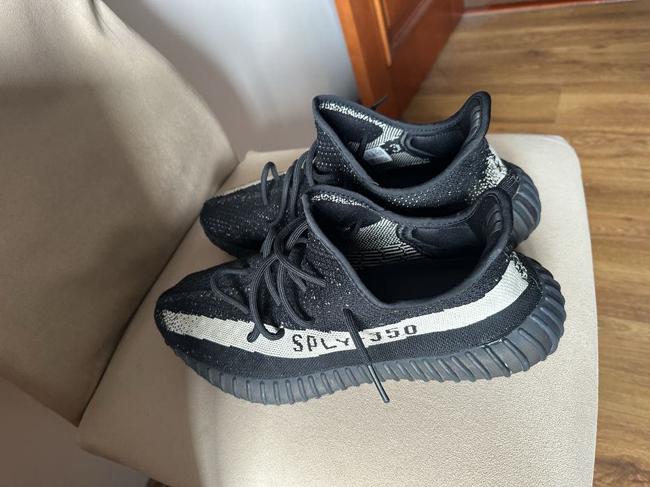 YEEZY 350 Oreo size 48